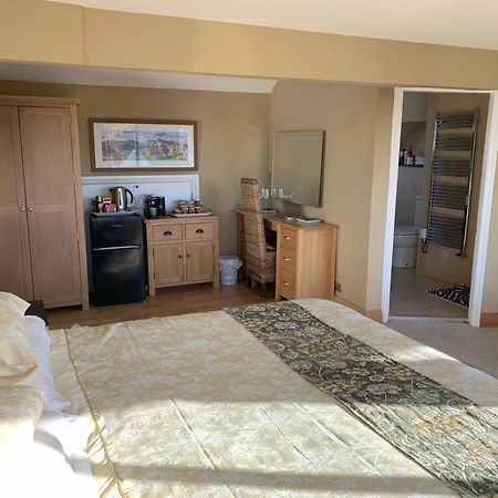 The Penthouse Bowness Luxury Loft Jacuzzi Bath & Complimentary Lakeview Spa Membership المظهر الخارجي الصورة